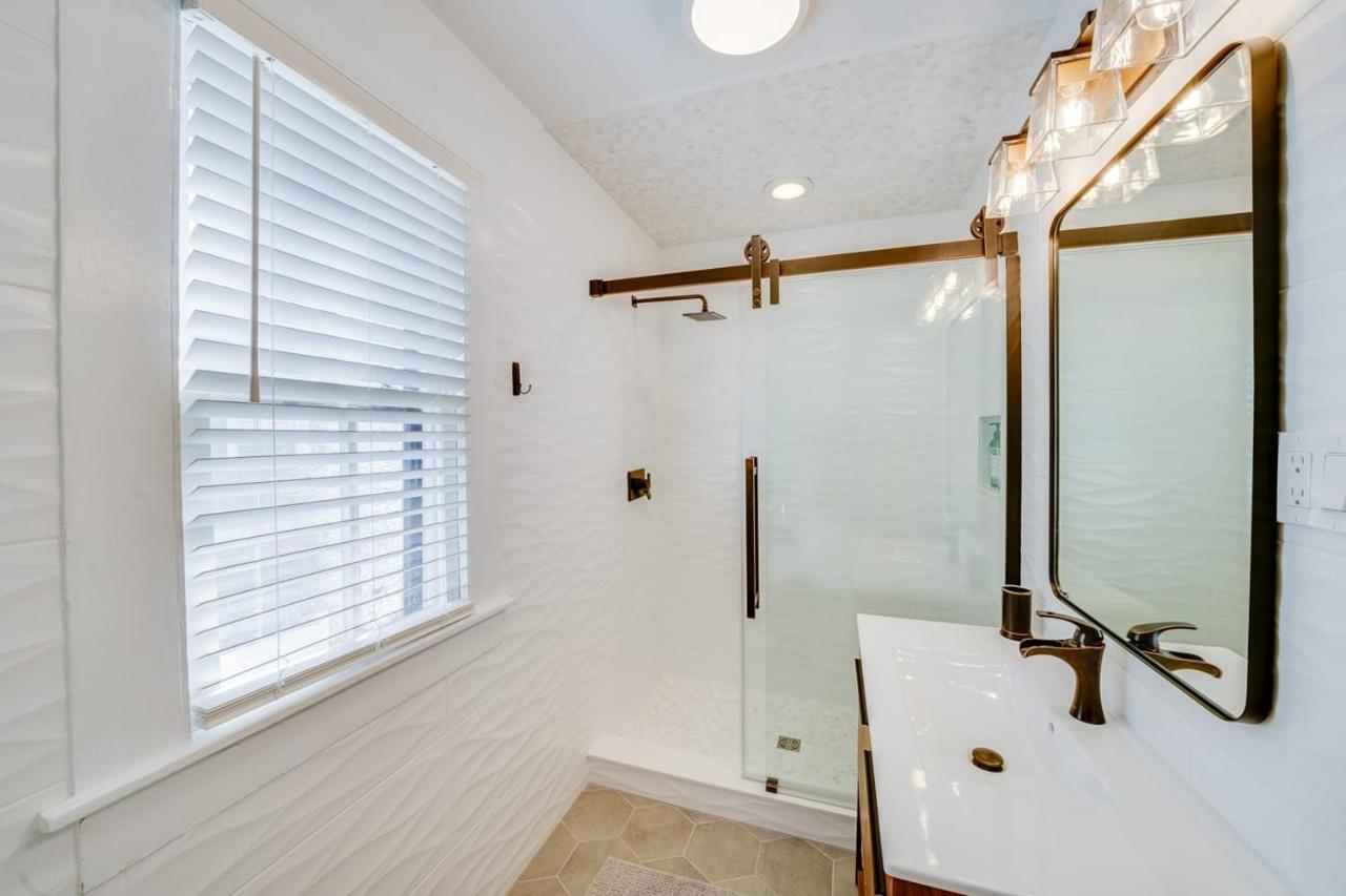 Updated Early 1900S 2Br Cottage Walking Distance To Downtown With Onsite Parking St. Augustine Exteriér fotografie